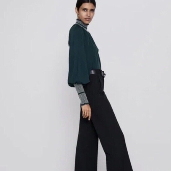 NWT Zara Smock Blouse- Green - Picture 4 of 5